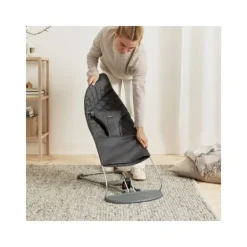 Baby Bjorn Bouncer Bliss Geweven Klassiek Quilt Zandgrijs><noscript><img width=