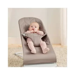 Baby Björn® Bouncer Bliss Cotton Kroonblad Quilt Zandgrijs> Sitters