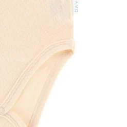 DAY Romper Met Knoopjes - Apricot - Maat 50/56> Rompertjes