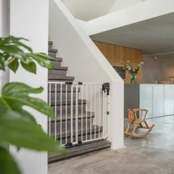 Fenss Traphek Safetydoor Wit (75.5 cm - 116 cm)> Traphekken Configuratiesysteem|Traphekken Met Rolsysteem