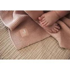 Jollein Ledikantdeken Basic Knit Wild Rose 100 x 150 cm><noscript><img width=