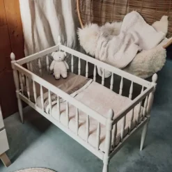 Koeka Wieglaken En Hoeslaken Set Ruffle Faro Sage><noscript><img width=