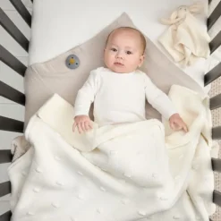 Meyco Baby Ledikantdeken Teddy Knots Offwhite 100 x 150 cm><noscript><img width=