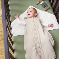 Meyco Baby Ledikanthoeslaken Uni Olive Green 60 x 120 cm 2-Pack><noscript><img width=