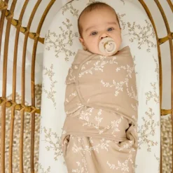 Meyco Baby SwaddleMeyco Inbakerdoek Gevoerd Branches Sand 0-3 Maanden><noscript><img width=