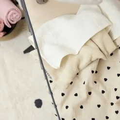 Meyco Baby Sweet Heart Wiegdeken - 75 x 100 cm - Pre-Washed Hydrofiel - Soft Sand><noscript><img width=