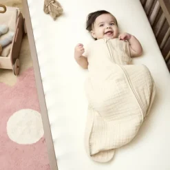 Meyco Baby Uni Zomerslaapzak - 60 cm - Pre-Washed Hydrofiel - Soft Sand><noscript><img width=