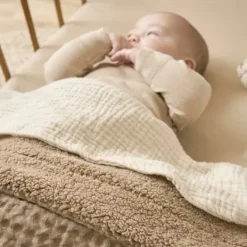 Meyco Ledikantdeken Wafel Teddy Greige 100 x 150 cm><noscript><img width=