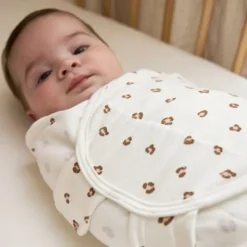 Meyco Mini Panther Inbakerdoek Soft Pink 0-3 Maanden><noscript><img width=