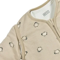 Meyco Slaapzak 4-Seizoenen - One Size - Jersey - Penguin Soft Sand><noscript><img width=