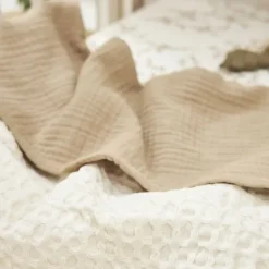 Meyco Wiegdeken Wafel Teddy Greige 75 x 100 cm><noscript><img width=