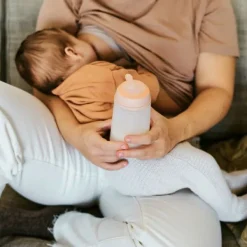 Suavinex Zero Zero Anti-Koliek Fles Borstvoeding - One Size - 180ml - Light><noscript><img width=